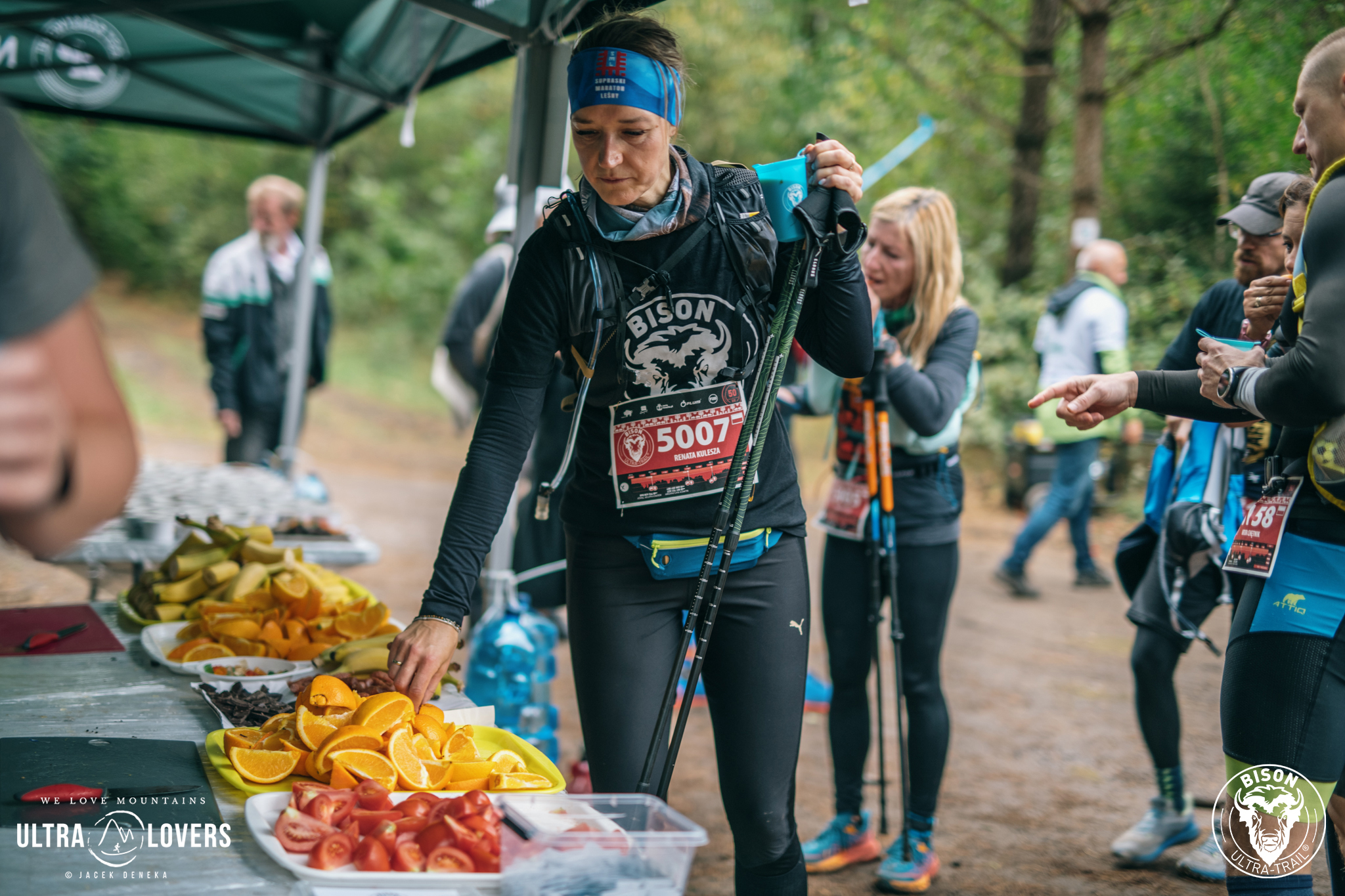 Ultra to zawody w jedzeniu i piciu. Jak i dlaczego trenować jelita?